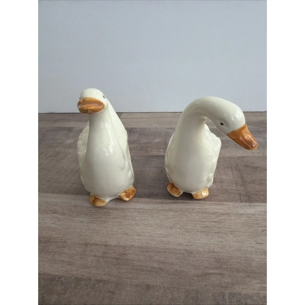Pair Of Duck Goose Ceramic Porcelain Napkin Rings Takahashi Japan